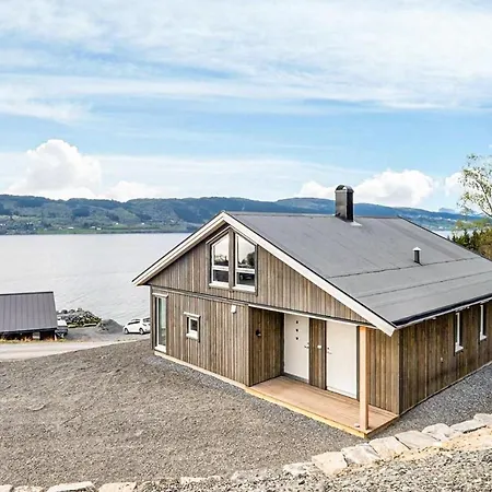 3 Bedroom Awesome In Gjemnes